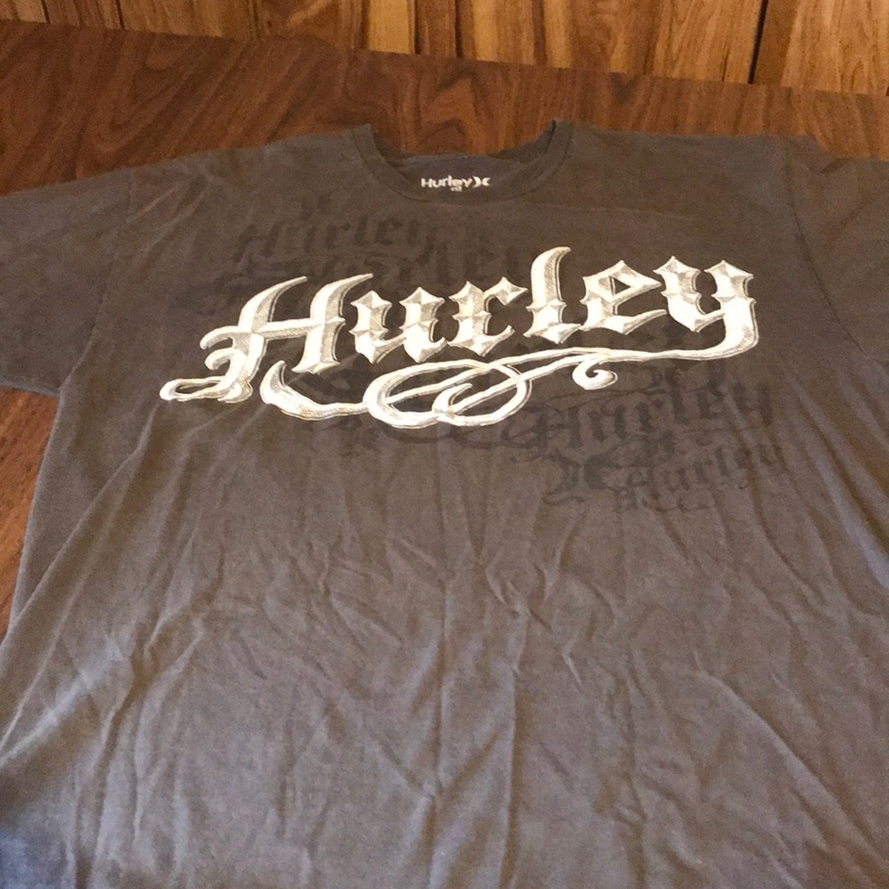 Hurley t shirt